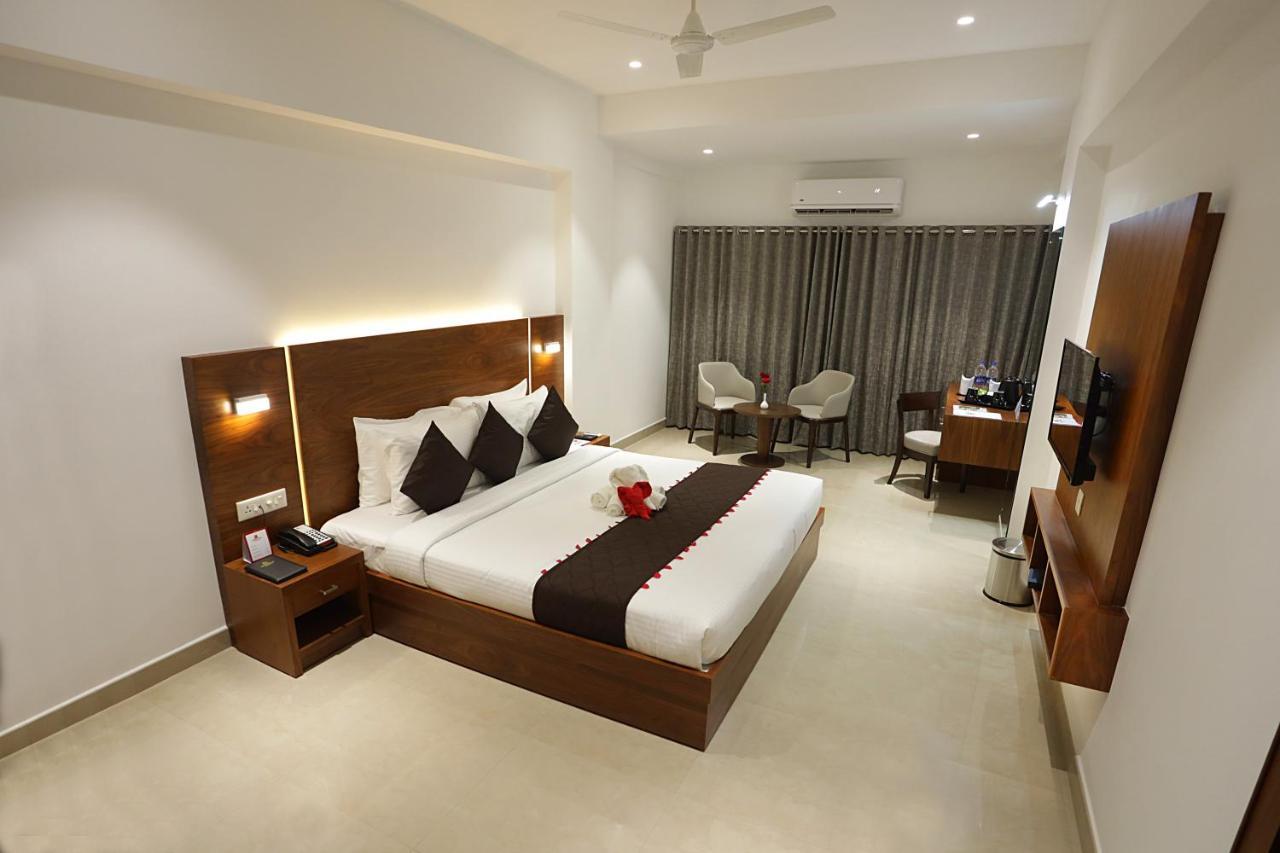 Hotel Iswarya Residency Kottayam Exteriér fotografie