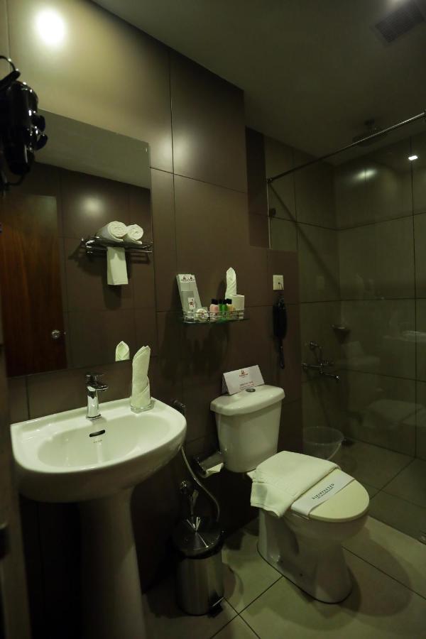 Hotel Iswarya Residency Kottayam Exteriér fotografie