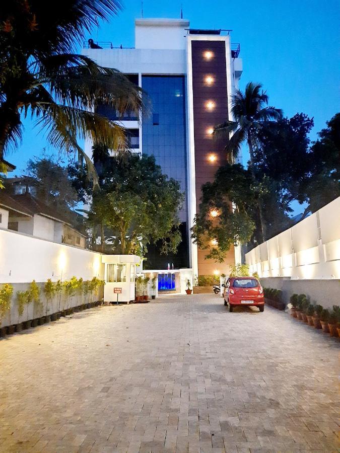 Hotel Iswarya Residency Kottayam Exteriér fotografie